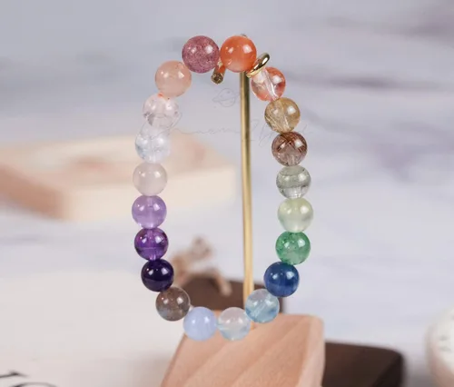 Vista 7 de Pulsera curativa de piedras preciosas color arcoíris, amatista, cuarzo, ágata, azeztulita, fluorita, diseño original hecho a mano
