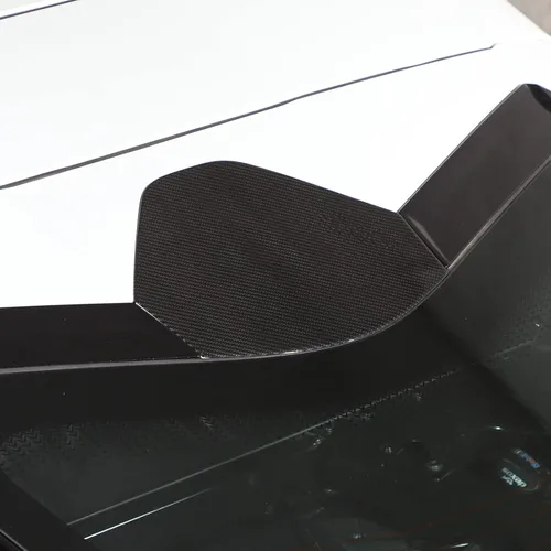 Vista 3 de Cubierta de fibra de carbono real para panel trasero compatible con Chevrolet Corvette C8 2020-2024, cubierta superior del maletero trasero (negro)