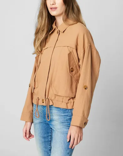 Vista 2 de BLANKNYC Ropa de lujo para mujer, chaqueta de lino con bolsillos, abrigo cómodo y elegante