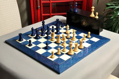 Vista 7 de The Grandmaster - Juego de ajedrez, caja, combinación de tablero - 4 pulgadas King - azul dorado - por The House of Staunton