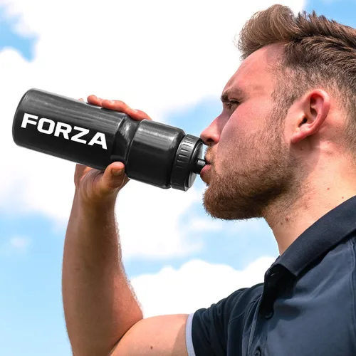 Vista 2 de FORZA Team Sports - Botellas de agua con capacidad de 25 onzas con bolsa de transporte portátil o transportador plegable, plástico sin BPA para Negro