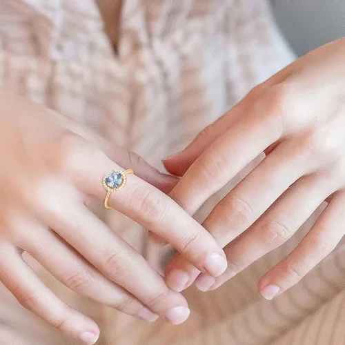 Vista 2 de PAVOI - Anillos chapados en oro de 14K con cristal de piedra natal Anillos para mujer