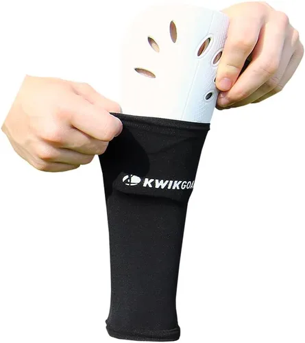 Vista 4 de Kwik Goal Shin Guard Compression Sleeves