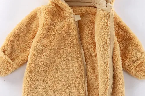 Vista 19 de CAHL&FAUO Traje de nieve para recién nacido, con diseño de oso de dibujos animados, mameluco de forro polar con capucha