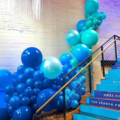 Vista 6 de PartyWoo Globos rojos y azul real, 254 piezas de diferentes tamaños de 36, 18, 12, 10 y 5 pulgadas, kit de arco de globos para graduación, baby