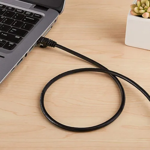Vista 4 de Amazon Basics - Cable de conexión Ethernet RJ45 Cat 6, cable de alta velocidad de 10 Gbps, 250 MHz, sin enganches, 3 pies, negro