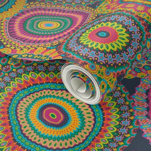 Vista 2 de Despegar y pegar papel tapiz Muestras – Colcha de retazos de abuelas mandala círculo colorido retro hippie personalizado extraíble papel pintado por