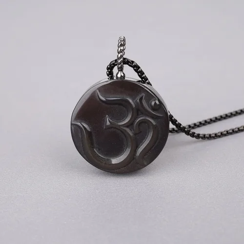Vista 4 de COAI OM - Collar con colgante de oración de piedra de obsidiana negra