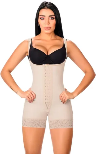 Vista 3 de Forma Tu Cuerpo, Faja Colombiana, body corto, control de abdomen y levantamiento de glúteos. Definición de cintura 3 ganchos