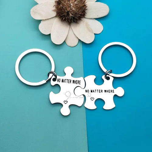 Vista 6 de Llavero de regalo para pareja de larga distancia, llavero de regalo para mejores amigos, juego de 2 llaveros de rompecabezas, regalo de amistad