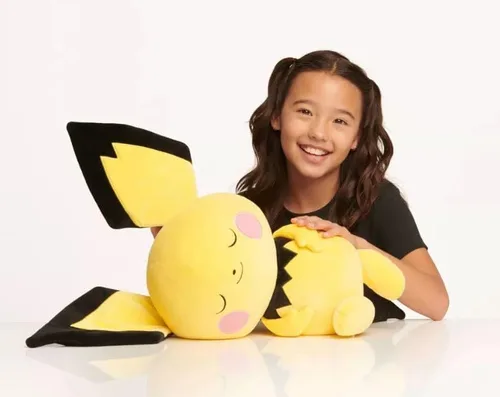 Vista 3 de Pokemon Pichu de peluche de 18 pulgadas - Cuddly- Imprescindible para los fanáticos de Pokémon - Peluche para viajes, paseos en coche, PKW2528