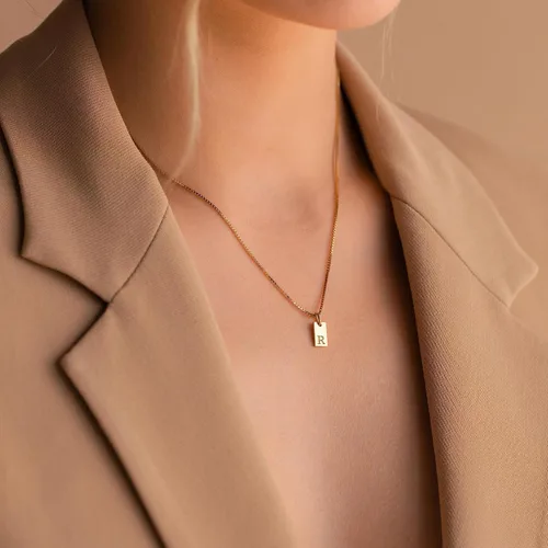 Vista 2 de Collares con inicial KOHOTA para mujer, personalizados, chapados en oro de 14 quilates, collar con letra de nombre, delicado collar con etiqueta