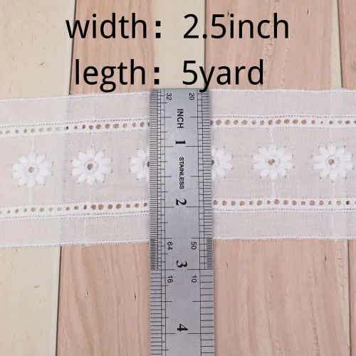 Vista 3 de Ribete de encaje de algodón blanco con ojales para costura para manualidades, vestidos, ropa de bebé, bolsa de 4.8 yardas
