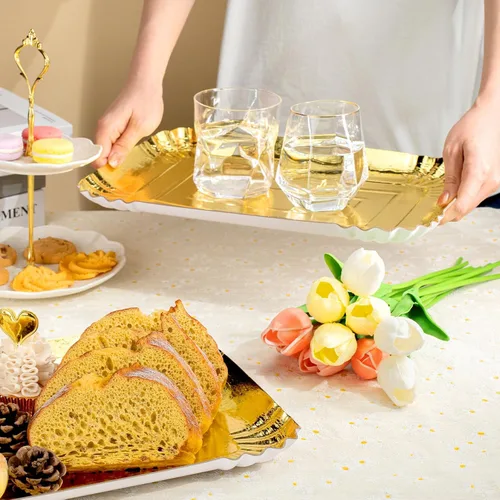 Vista 4 de 10 piezas de bandejas rectangulares doradas, de papel de cartón desechable resistente para platos, para elegante mesa de postres, exhibición