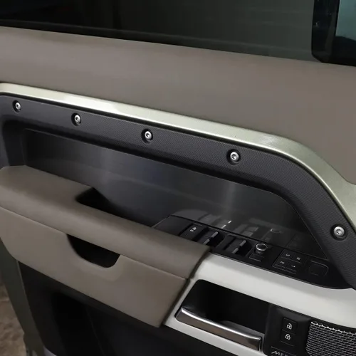Vista 5 de Cubierta de panel de decoración de puerta interior de aleación de aluminio, 4 piezas para Land Rover Defender 110 2020-2022 accesorios de automóvil