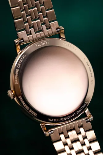 Vista 2 de Reloj Tissot T-Classic Everytime oro rosa T1096103303200
