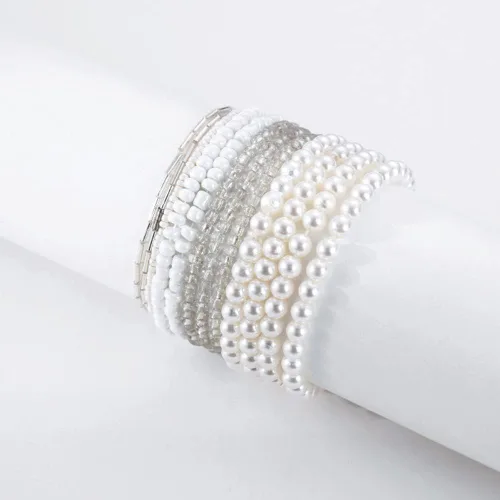 Vista 2 de Caiyao Juego de pulseras elásticas de perlas de imitación para mujer, multicapa con cuentas bohemias de semillas de arroz, hilo de perlas apilable