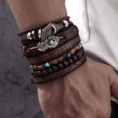 Vista 2 de KISS WIFE Pulsera de cuero para hombre, 4 paquetes de pulseras punk, pulsera trenzada de poliuretano, pulsera de cráneo, esqueleto, rock, emo