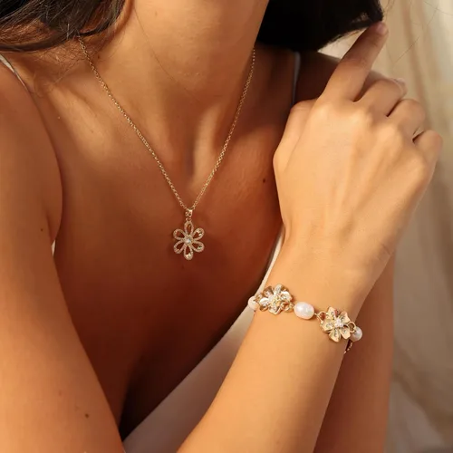 Vista 5 de Rosedate Pulsera de perlas para mujer, pulsera de perlas naturales, pulsera ajustable de oro, pulsera de flores doradas, pulsera de cadena delicada