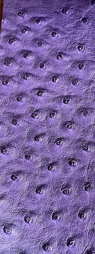 Vista 5 de Luvfabrics Tela impermeable de vinilo sintético de avestruz resistente a los rayos UV de grado marino (negro)