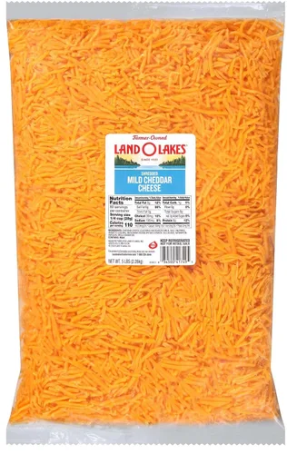 Vista 2 de Land O Lakes Queso Cheddar suave rallado, 5 libras, 4 por caja.