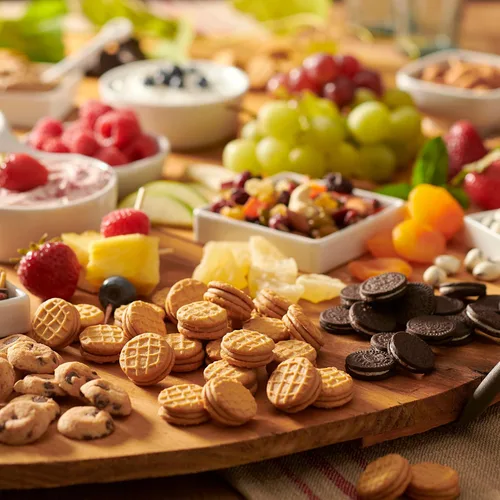 Vista 8 de Galletas OREO Mini, Mini CHIPS AHOY! Galletas, RITZ Bits Galletas de queso, bocadillos Nutter Butter y galletas Wheat Thins, paquete surtido Nabisco