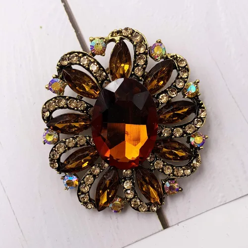 Vista 3 de SELOVO Broche con diamantes de imitación de flores, accesorio dorado antiguo, Cristal, Sin gemas.