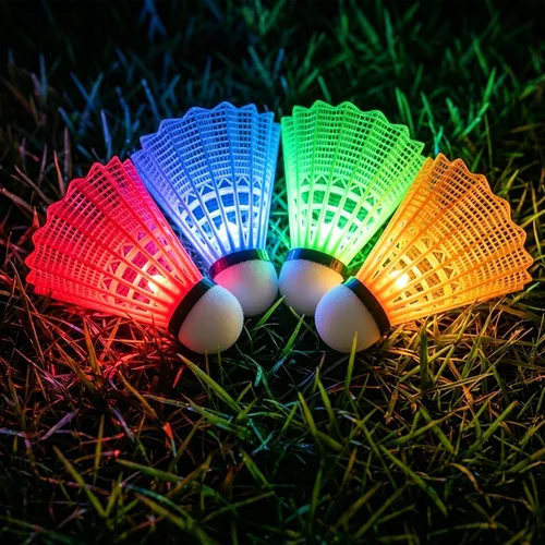 Vista 13 de Glow in The Dark Badminton Birdies,LED Badminton Shuttlecocks for Family Backyards Practice,4/5/6 PCS Nylon/Goose Feather Long Lasting Light Up