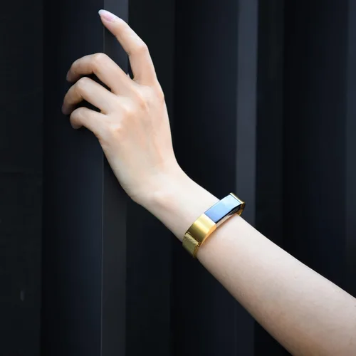 Vista 7 de Bandas de metal compatibles con Fitbit Alta/Fitbit Alta HR, malla de bucle de acero inoxidable transpirable, pulsera magnética ajustable