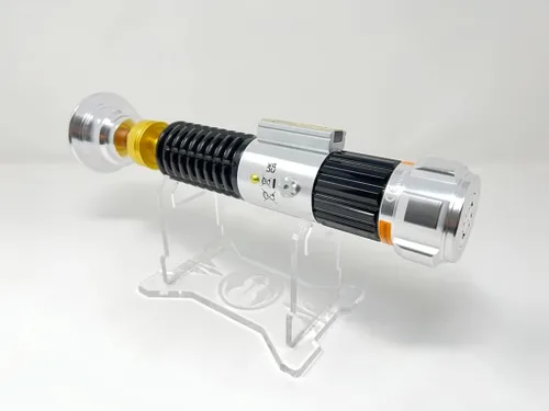 Vista 7 de Galaxy's Edge Star Wars OBI-Wan Kenobi Legacy - Paquete de empuñadura de sable láser con emblema grabado personalizado