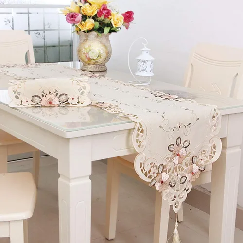 Vista 5 de LeLehome - Mantel de encaje bordado con flores color café
