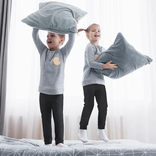 Vista 5 de TODDOR Paquete de 3 leggings de invierno con forro polar para niñas, elásticos, pantalones de terciopelo sólido, mallas cálidas y suaves para niños