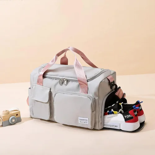 Vista 445 de Pequeña bolsa de gimnasio para mujer, bolsa de viaje con compartimento para zapatos