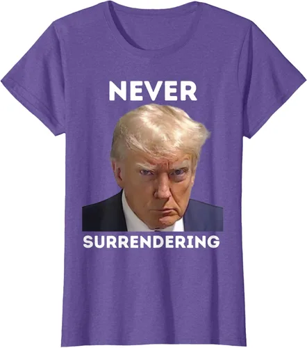 Vista 15 de Triumph Never Surrendering - Camiseta Trump Mug Shot, Negro