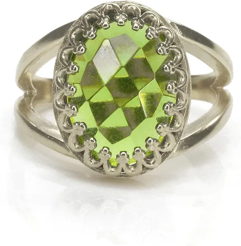 Vista 4 de Remarkable Peridot Ring - 10x14mm Oval Peridot Birthstone in Sterling Silver - Stunning August Birthstone Rings - Handmade Peridot Rings for Women