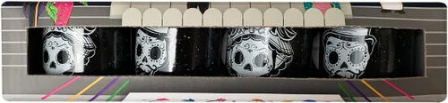Vista 2 de BY MEXICO Los Catrines Mini Pocillo de Peltre - Juego de 4 tazas de esqueleto negro de 2.7 onzas