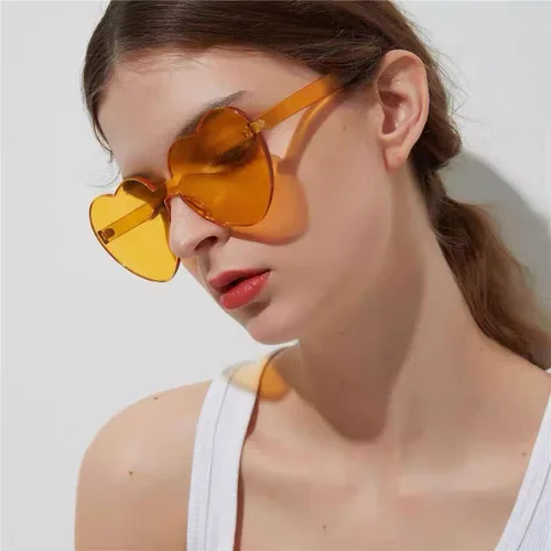 Vista 2 de FEISEDY Gafas de sol sin montura en forma de corazón para mujer gafas de amor a la moda B2419