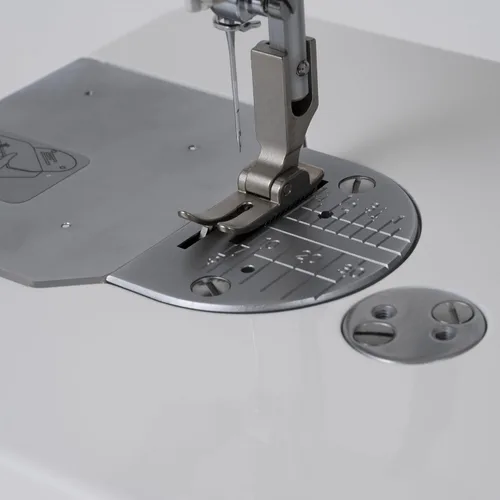 Vista 6 de Janome Máquina de coser y acolchar de puntada recta HD8 con mesa