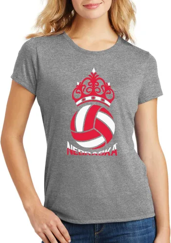 Vista 27 de CornBorn Elige tu diseño: camisetas prémium de voleibol de Nebraska para mujer
