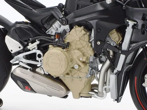Vista 7 de Tamiya 14140 Ducati Superleggera V4 1:12 Kit de modelo detallado fiel al original de plástico Kit de construcción DIY montaje sin pintar multicolor