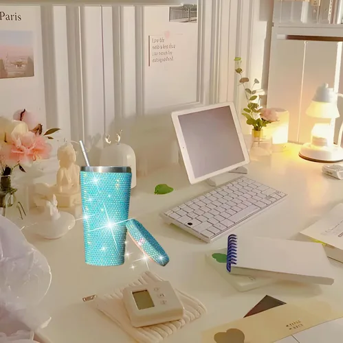 Vista 4 de Tazas de café helado con purpurina de diamante, taza de agua azul brillante con tapa y popote para agua para mujer y niña, 2