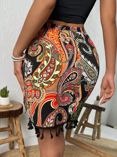 Vista 2 de OYOANGLE Falda corta con estampado bohemio y cintura elástica con lazo frontal y borla