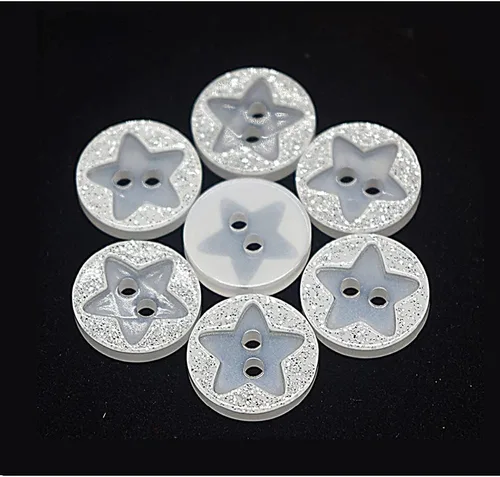 Vista 5 de 50 botones de resina con diseño de estrellas y flores, 2 agujeros, para coser, álbumes de recortes y manualidades (flor con purpurina de 0.492 in)
