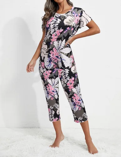 Vista 2 de EkouaerCapriPajamasforWomenSetFloralPrintShortSleeveSleepwear TopsandCapriPants 2 Peice Lounge SetswithPockets
