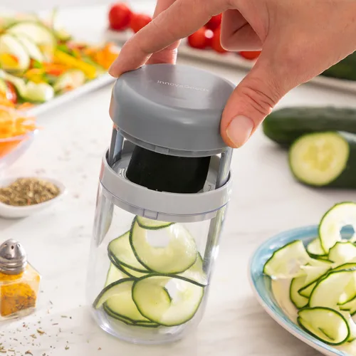 Vista 4 de Cortador de Verduras en Espiral y Rallador con Recetas Vigizer InnovaGoods