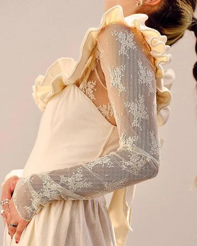 Vista 4 de Tops de malla de manga larga para mujer, tops de encaje transparente para mujer