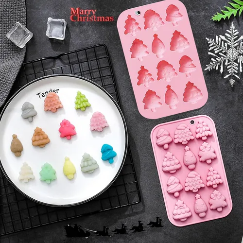 Vista 6 de Paquete de 3 moldes de silicona para hornear navideños, moldes de silicona navideños con forma de árbol de Navidad, moldes para jabón y dulces