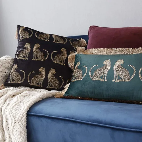 Vista 2 de vctops - Funda de cojín cuadrada con estampado de leopardo, super suave, de terciopelo, con diseño de animales, con borlas, funda decorativa
