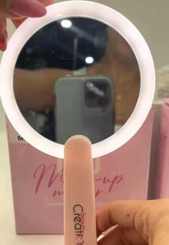 Vista 5 de Beauty Creations - Espejo de maquillaje portátil con luz LED, color rosa
