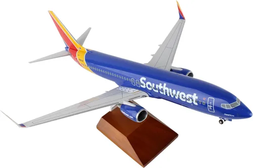 Vista 6 de Skymarks Daron Southwest Freedom One 737-800 1/100 W/Madera y engranaje SKR8288